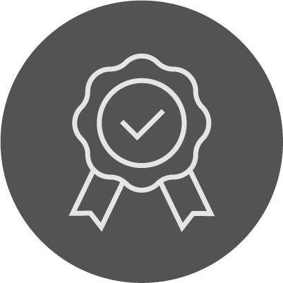 coccarda che simboleggia la grande formazione del personale dello Studio Tondini